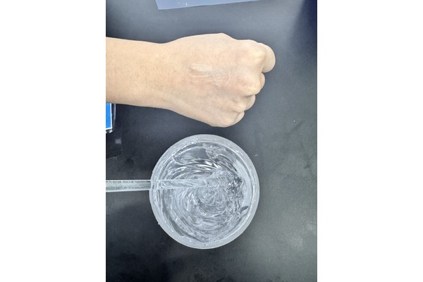 How Do You Choose Silicone Elastomer Gel for Liquid Foundation?